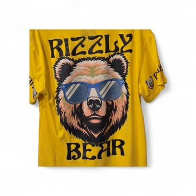 Camiseta Amarela Fresh Laundry Rizzly Bear com Óculos de Sol Fun Whimsical Quirky Bold GG - Imagem 1 de 4