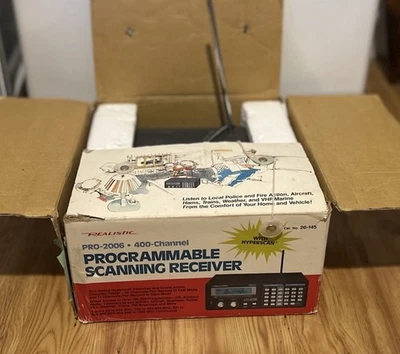 Realistic 20-145A Hyperscan 400 Channel PRO-2006 Program Scanning Receiver  - Image 1 of 4