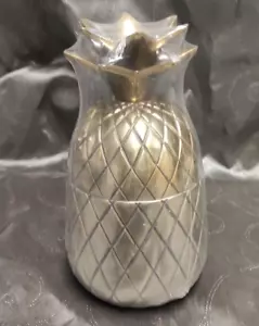 Ikea bottiglia vino ananas alluminio oro guscio con coperchio 804.252.69 nuovo - Foto 1 di 3