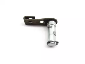 1986 HONDA 86 TRX350 TRX 350 FOURTRAX 4x4 - RIGHT CRANKCASE COVER FOLLOWER SHAFT - Picture 1 of 8