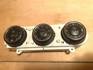 MB ML W163 KLIMABEDIENTEIL 2001-2005 - A1638204989 - GUTER ZUSTAND - Bild 1 von 3