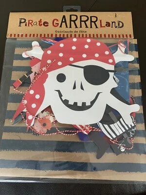 Guirnalda pirata Meri Meri Ahoy There 8 pies 10 penants Foto 1 de 4