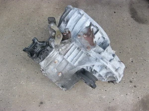 5 Gang Schaltgetriebe Getriebe Mercedes Vito 2,2 CDI W638 711697 - Bild 1 von 5