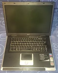 Acer Aspire 2012WLCi - caratteristiche in foto ma con HDD 60 Gb - Foto 1 di 8