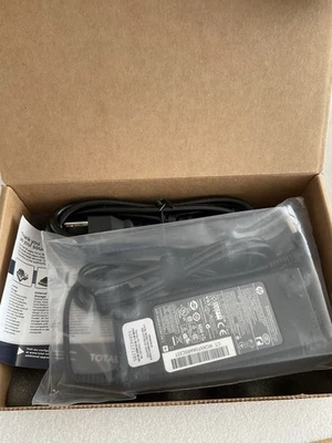 NEW Genuine 90W  PPP012D-S  AC Adapter Charger For HP 19 4.74A 4.5mm Blue Tip - Image 1 of 3