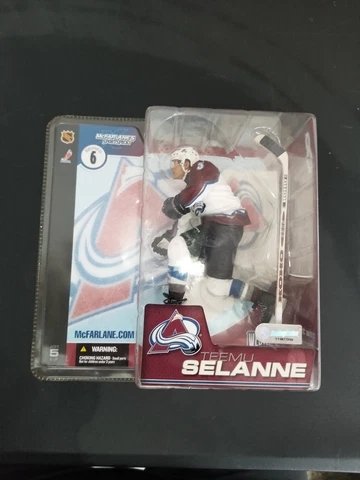 Colorado Avalanche NHL Teemu Selanne McFarlane Series 6 Winnipeg Jets Variant Cover