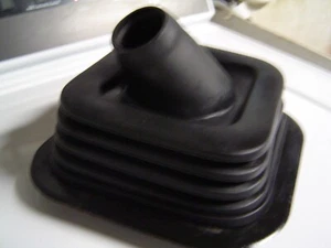 92 93 94 95 96 98 99 00 01 02 03 04 05 Chevy GMC truck, 5 spd shifter boot. - Imagen 1 de 6