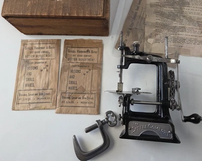 Little Comfort Smith & Egge Mini Chain Drive Sewing Machine Box & Misc - Works!! - Image 1 of 4