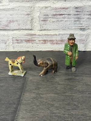 Lote de 3 estatuillas miniatura talladas a mano de madera pintadas elefante caballo baratijas Foto 1 de 4