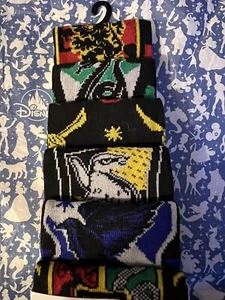 Harry Potter House Themed Crew Socks 6 Pack - Picture 1 of 12