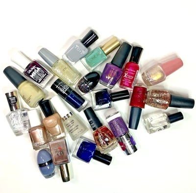 Lote Mixto de 23 Esmaltes de Uñas Essie OPI Zoya Sephora L’Oréal Revlon Sally Hansen Foto 1 de 4