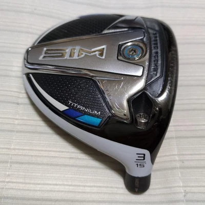 TaylorMade SIM 3-Wood 15° Fairway Titanium Carbon Fiber Right Hand - Image 1 of 4