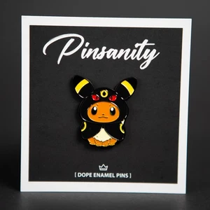 Eevee verkleidet als Umbreon Pin - schneller Versand aus USA - Brosche - Pokemon - Bild 1 von 2