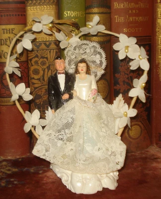 Vintage 1948 Coast Novedad Tiza Boda Pastel Topper Novia Novio 6" Foto 1 de 4