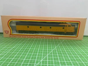 IHC F-M Diesel Locomotive HO Scale Union Pacific, Yellow #1041 DUmmy Engine -New - Picture 1 of 8