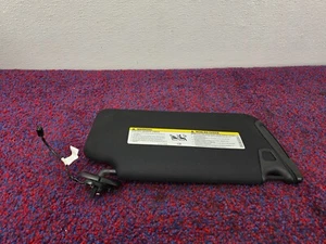 DODGE CHARGER SXT 3.6L 14-23 OEM LEFT DRIVER SIDE SUN VISOR SUNVISOR MIRROR CARD - Picture 1 of 4