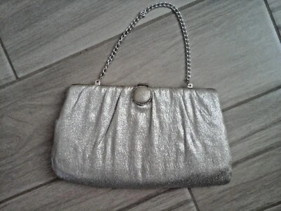 Harry Levine Vintage H L USA Silver Lame Clutch Handbag.   Size 5x9x1 - Image 1 of 4
