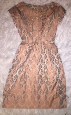 Antigo Vestido Feminino Brocado Rosa Cobre Anos 50 Anos 60 Pequeno Retrô Rockabilly Perfeito! - Imagem 1 de 4