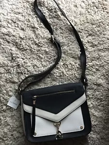 Cartera Call It Spring marfil y negra nueva con etiquetas - Imagen 1 de 9