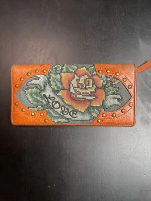 Cartera Isabella Fiore Love Marrón Tostado Foto 1 de 4