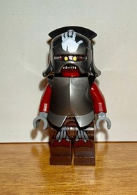 LEGO 9476 Lord of the Rings Minifigure LOR022 Uruk-Hai Orc Handprint Helmet LOTR