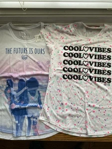 Lot Of 2 - JUSTICE Girls T-SHIRT Size 18-20 - Picture 1 of 4