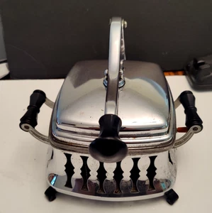 ART DECO CHROME STAR RITE SANDWICH TOASTER BAKELITE HANDLES THE FITZGERALD MFG - Picture 1 of 6