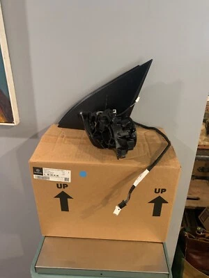 Genuine Mercedes-Benz GLE,GL,ML 2012-19 Mirror Assembly - Left 166-810-85-00 - Image 1 of 4