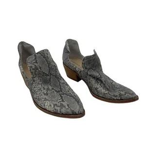 Chinese Laundry Gray Snake Print Bootie Women's Size 6.5 Synthetic Preowned - Picture 1 of 8