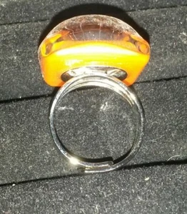 20- BAGUE JEUNE CREATEUR 23EME FUSION  EN VERRE INDUSTRIEL TRES CLASSE ET CHIC - Picture 1 of 2