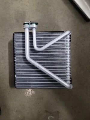 Novo núcleo evaporador AC para Chevrolet Aveo Aveo5 Pontiac G3 G3 Wave Suzuki dianteiro - Imagem 1 de 4