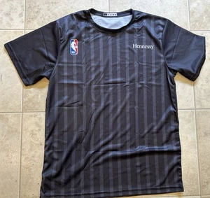 Hennessy Cognac NBA Staff Shirt Trikot Herren Large Schwarz/Grau Kurzarm NEU - Bild 1 von 6