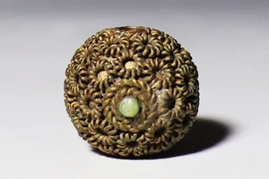 Base de cobre antigua japonesa con incrustación de carcasa japonesa Netsuke Inro Ojime período sagemono - Imagen 1 de 3