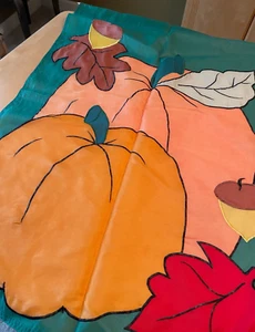 OUTDOOR NYLON HAUSFLAGGE HERBST EICHEL 27” X 39” - Bild 1 von 3