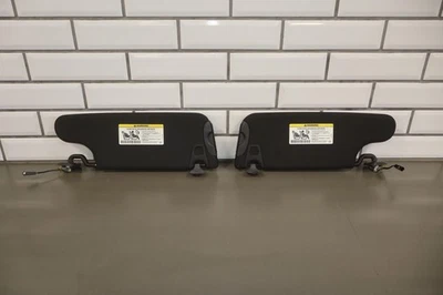 Par de parasoles interiores Dodge Challenger 08-14 izquierda/derecha Dark Slave DV Foto 1 de 4