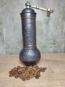Antique Coffee and Spice Mill Adjustable Mill - Picture 1 of 8
