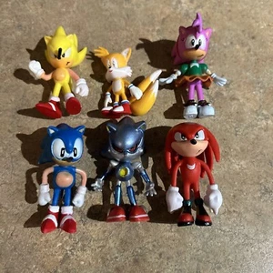 6 Sonic the Hedgehog Jazwares Figure Toy Sega 2.5" Super Sonic, Amy Rose, Tails - Picture 1 of 7