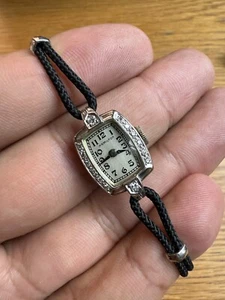 Reloj de pulsera Hamilton vintage para mujer con caja de oro blanco de 14k - Imagen 1 de 8