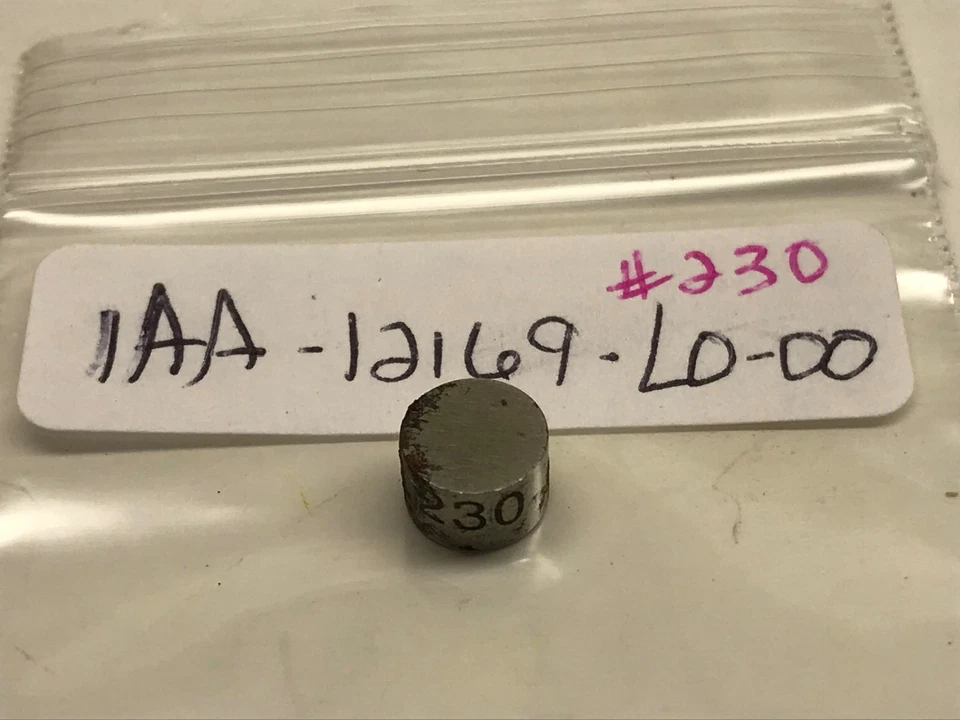 НОВЫЙ ИЗ СТАРЫХ ЗАПАСОВ YAMAHA FZ700 FZR1000 FZR750 XJ700 РЕГУЛЯТОР КЛАПАНОВ 1AA-12169-L0-00 - Изображение 1 из 1