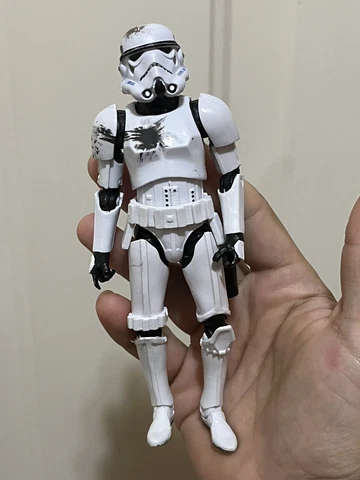 Star Wars Black Series Deluxe Stormtrooper with Blast Battle Damage Army Builder Cover