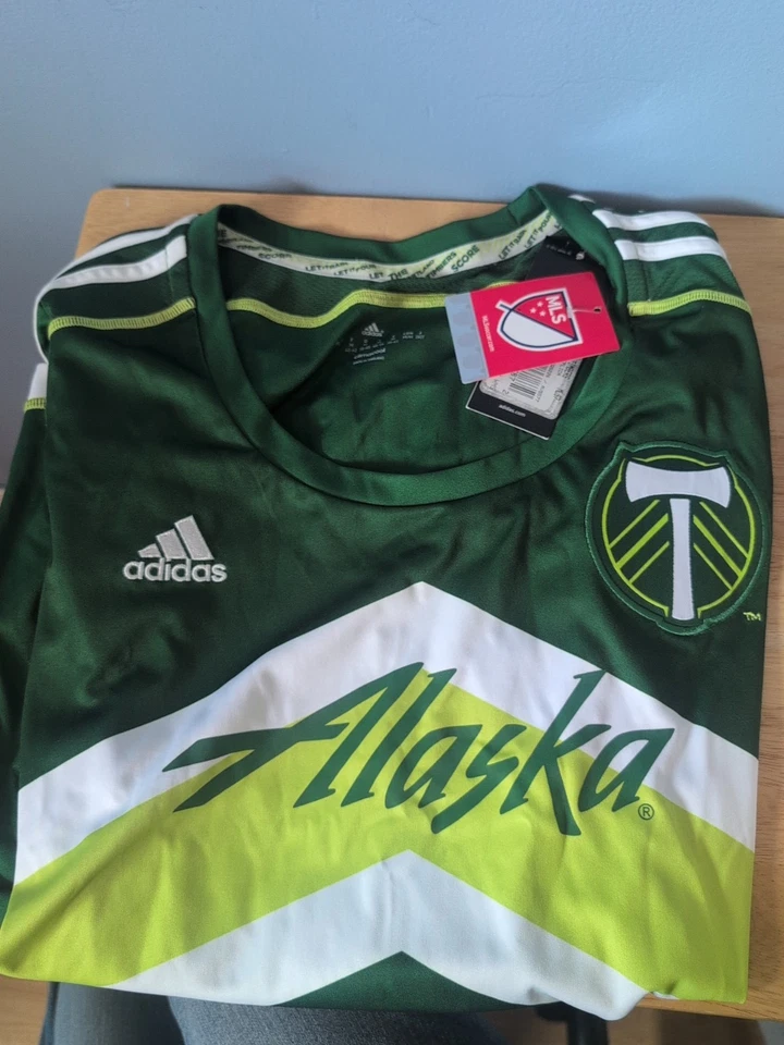 ADIDAS CLIMACOOL 女士 PORTLAND TIMBERS MLS 足球 JESEY 全新带标签 M 码 — 第 1/4 张图片
