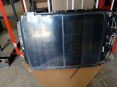 Cristal de techo 84501217 para Chevrolet Blazer 19-25 2962663 Foto 1 de 4