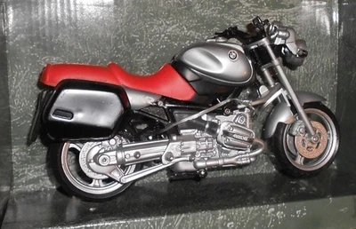 BMW R 1100 R grigia + borsa laterale - New Ray scala 1:12 - Immagine 1 di 3