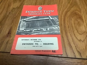 Swindon Town V Reading October 17th 1959 - Picture 1 of 9