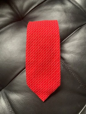 Corbata de algodón Suitsupply roja con puntos blancos delgada 3"x61,5" Foto 1 de 4