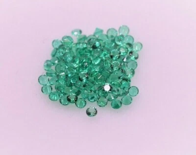 8.74ct Round 1.3mm Set 1000pcs Recrystallized Hydrothermal Zambian Emerald  - Image 1 of 2