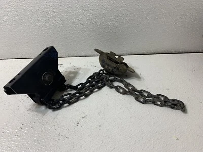 Nissan Armada 2004-2009 soporte de cadena elevador de rueda elevador de neumático de repuesto Foto 1 de 4