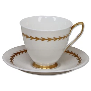 Royal Albert ROA47 Tea Cup Saucer Set White with Gold Laurel Vintage 1960's - Picture 1 of 4