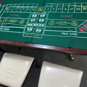 Casino Craps and Black Jack Felt Layout 70" x 37" Vintage L/N 2 sided - Picture 1 of 3
