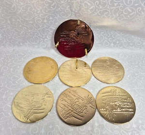 Vintage Brass Engraved Etched Bar Ware Ducks Cattail Coasters & Holder Set of 6 - Picture 1 of 11